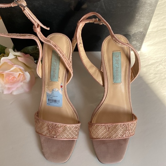 Betsey Johnson Women's Sb-kani Nude champagne colour fabric lace sandalBell Hill - Picture 4 of 14